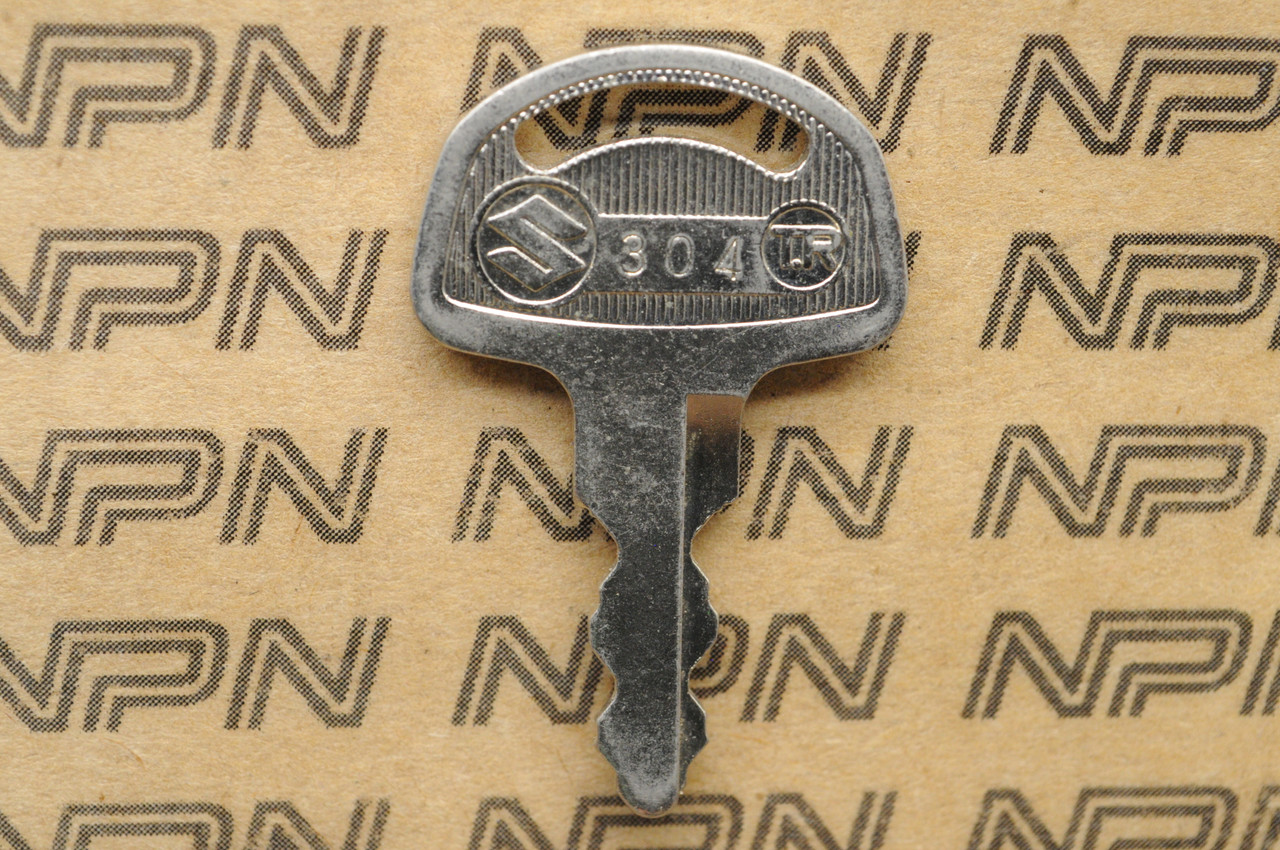 NOS Suzuki Motorcycle Ignition Lock Double Groove Key # 304