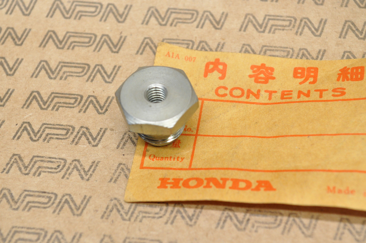 NOS Honda CB750 K0-K5 Final Driven Shaft Oil Plug 23523-300-310