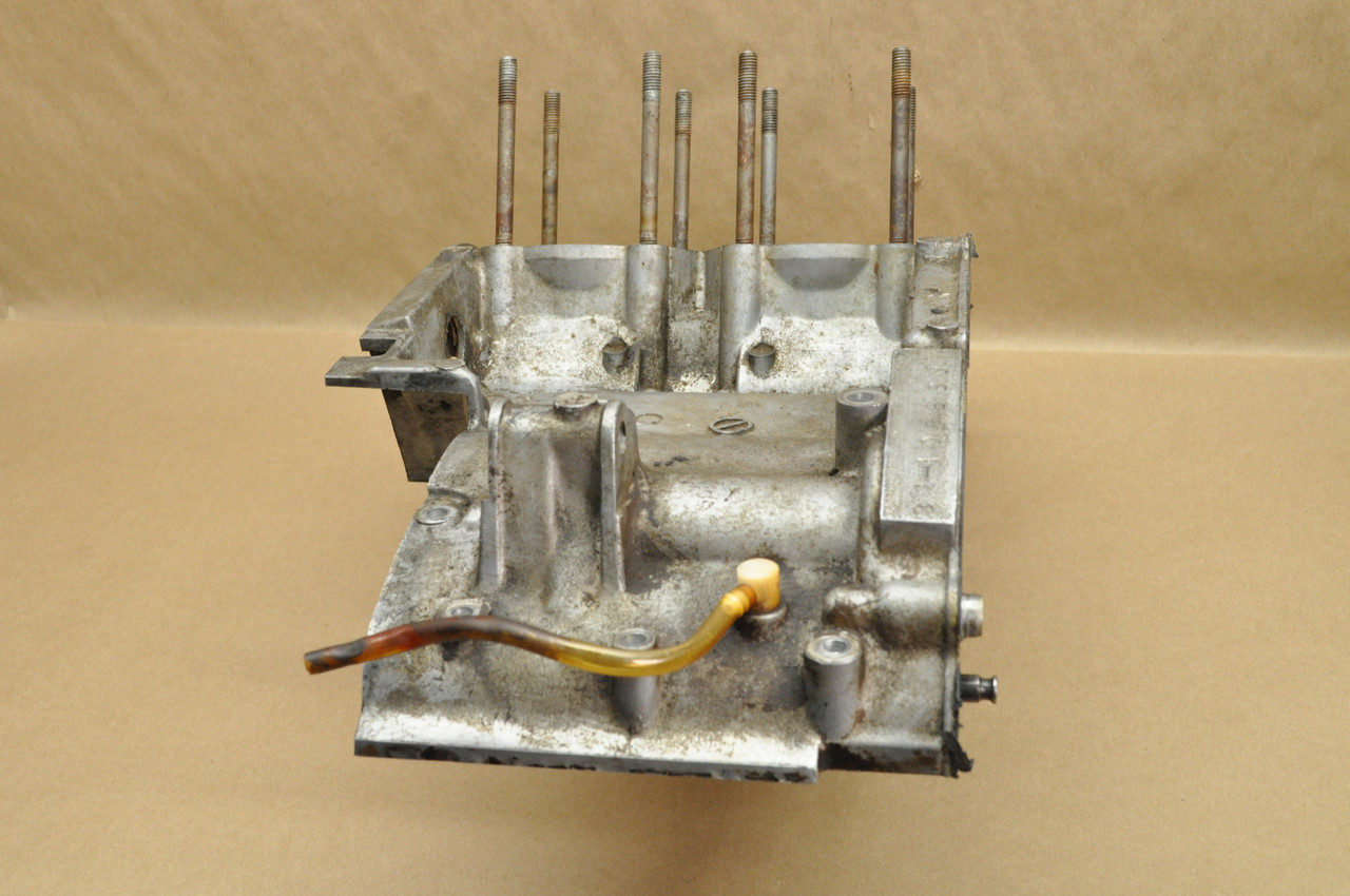 Vtg OEM Yamaha DS7 R5 RD250 RD350 Crank Case Upper Half 278-15100-02