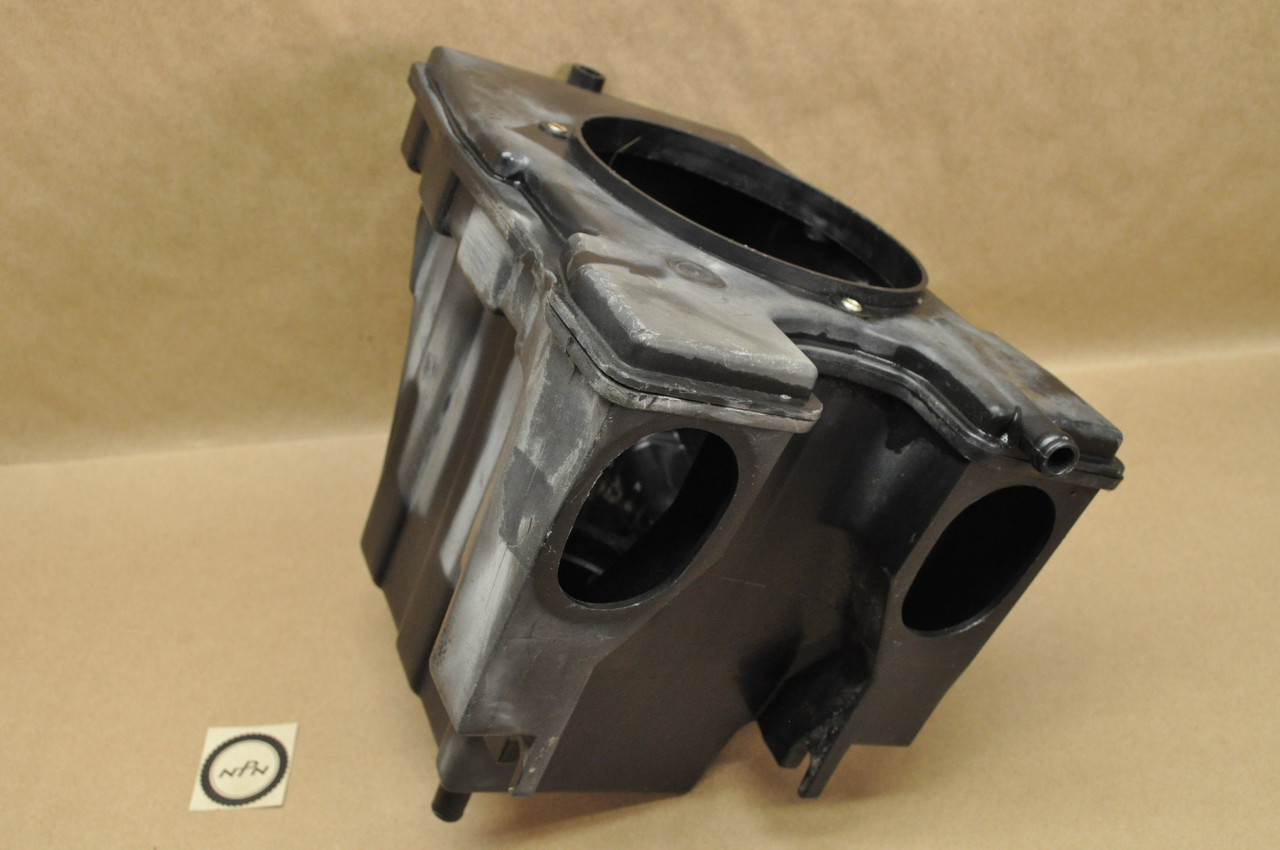 Vtg OEM Honda CM400 A CM400C CM400T CM400E Air Filter Box Housing 17210-447-000