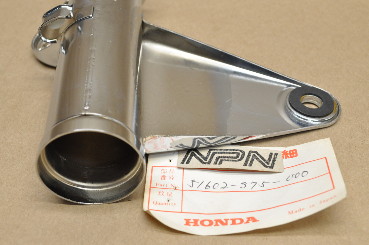 NOS Honda 1975-76 CB500 T Right Front Fork Ear Head Light Turn Signal Mount 51602-375-000