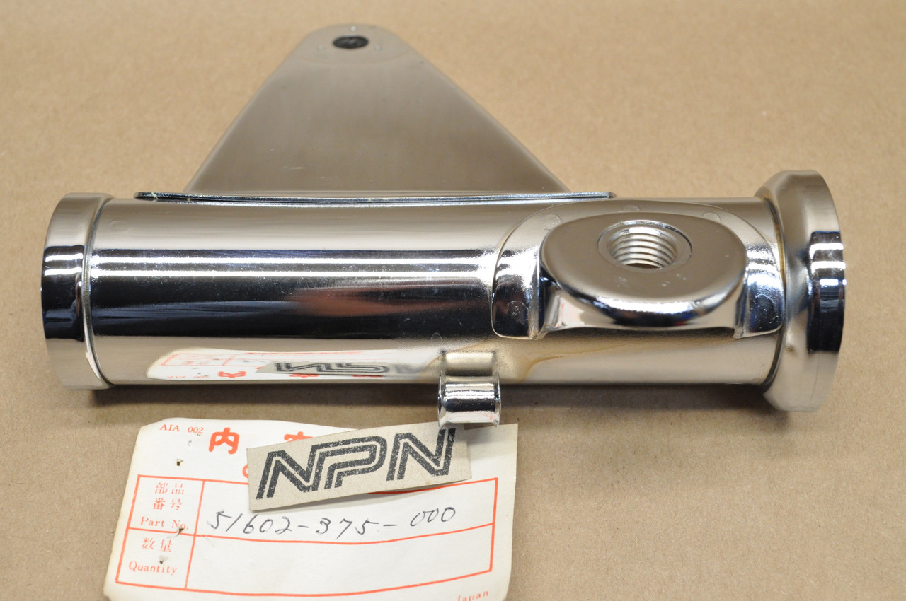 NOS Honda 1975-76 CB500 T Right Front Fork Ear Head Light Turn Signal Mount 51602-375-000