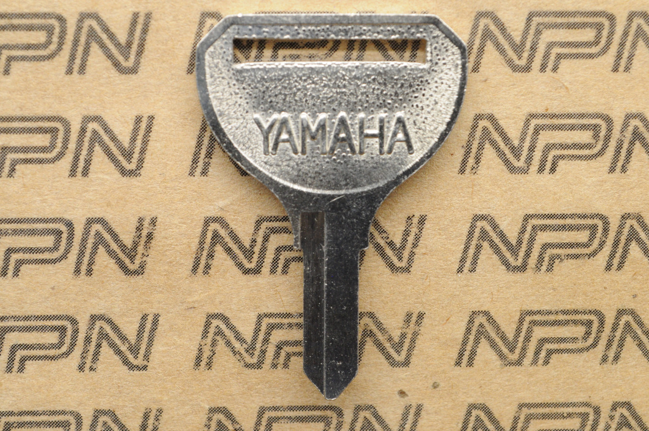 NOS Yamaha Ignition Switch & Lock Key Blank 90890-55903 # 211