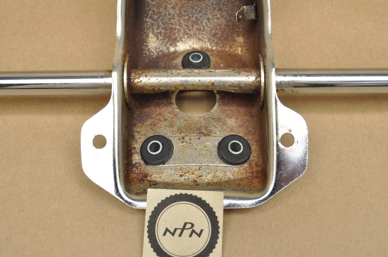 Vintage OEM Honda CM400 CM450 Tail Light Turn Signal Mount Bracket 84701-447-770