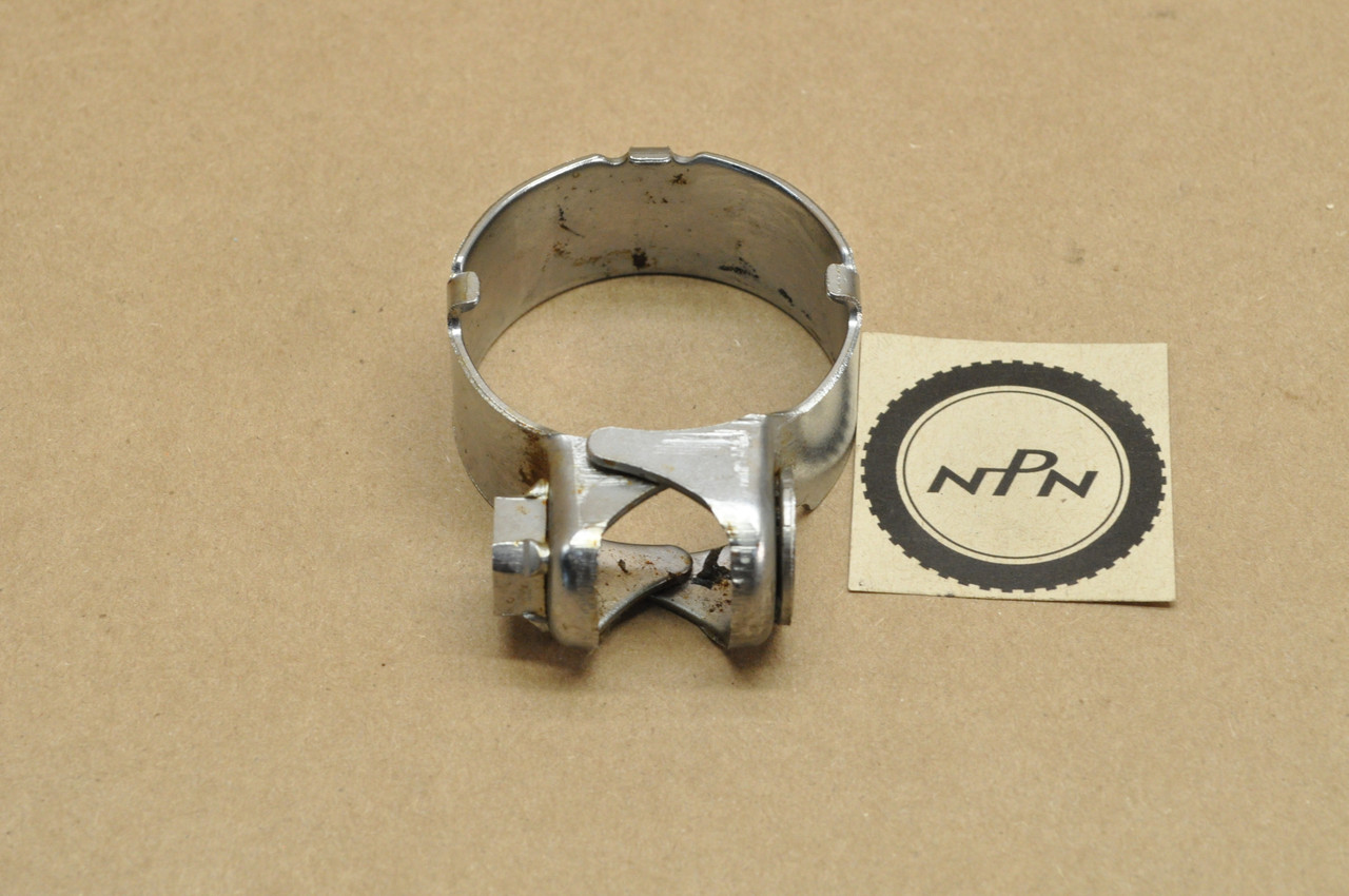 Vtg OEM Honda CB400 CB450 CM400 CM450 CX650 Left Front Muffler Clamp 18374-413-000