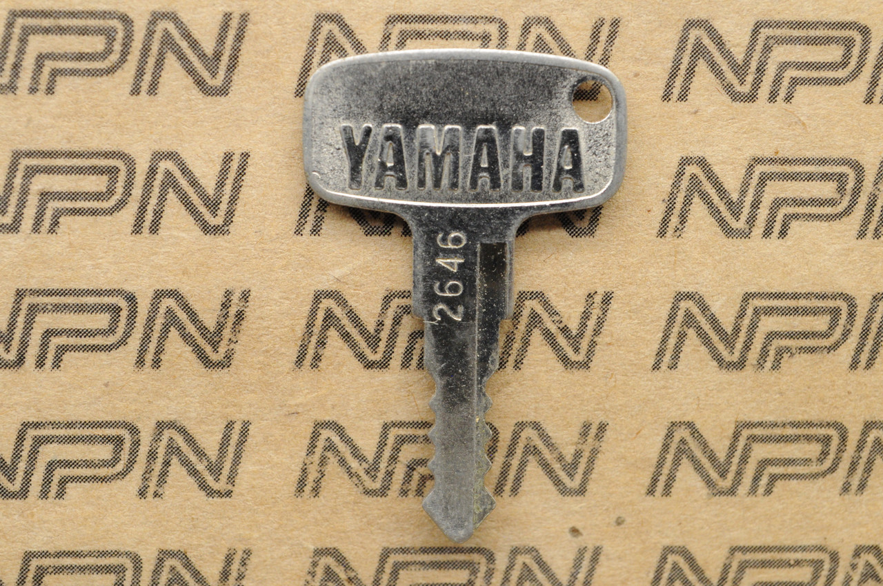 NOS Yamaha Ignition Switch & Lock Key # 2646