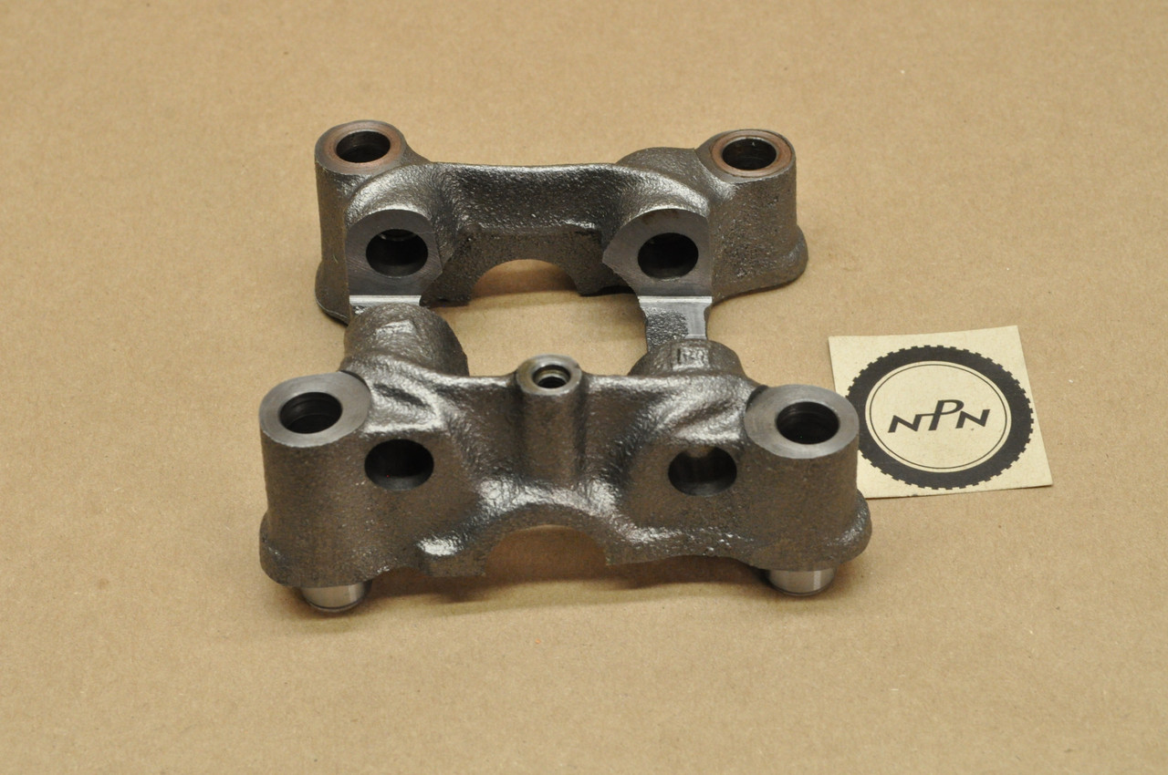Vintage OEM Honda CM400 Left Camshaft Rocker Arm Holder 12220-413-030