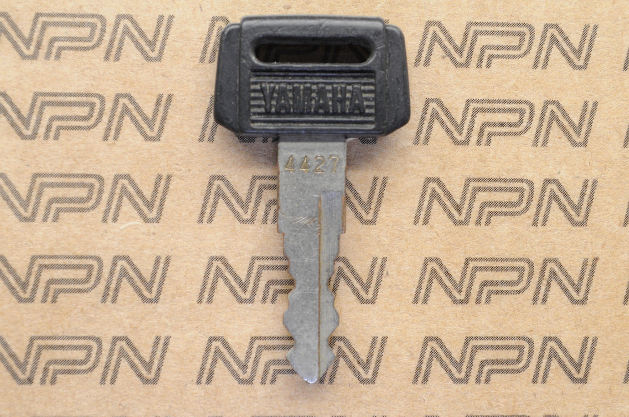 NOS Yamaha Ignition Switch & Lock Black Cap Key # 4427
