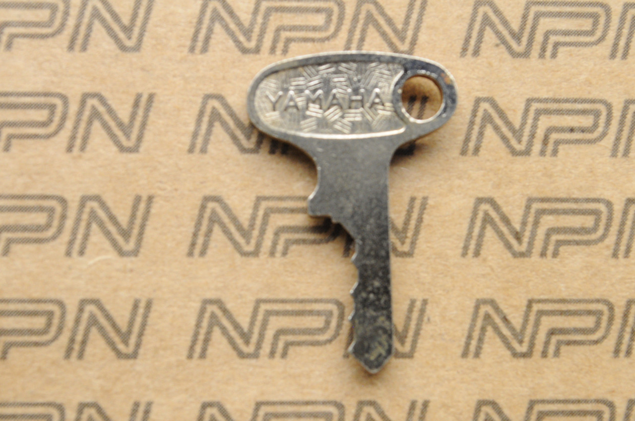 NOS Yamaha Seat Steering Helmet Lock Key # 447