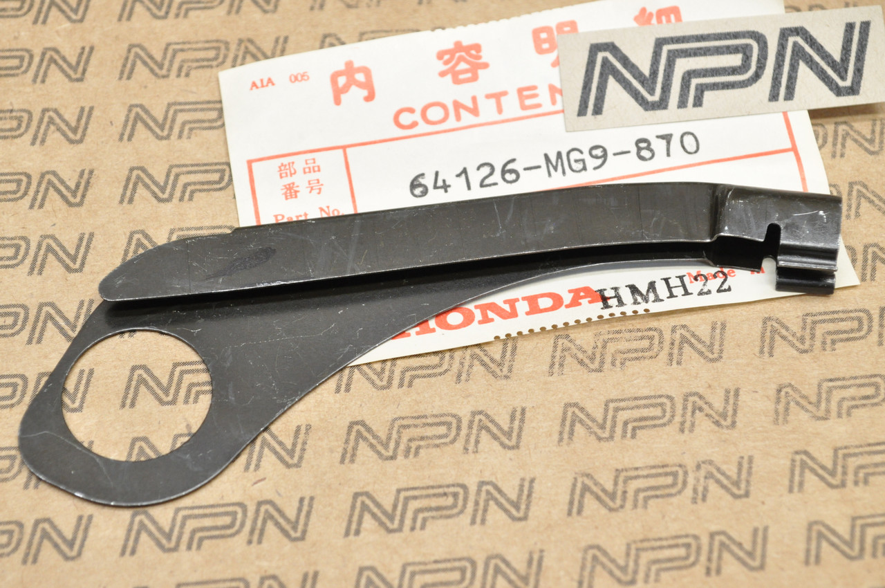 NOS Honda GL1200 Gold Wing Left Wind Shield Screen Holder Patch 64126-MG9-870