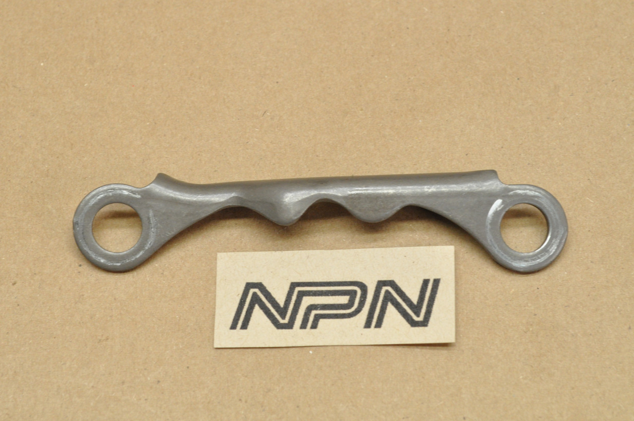 Vtg OEM Honda CB400 CB450 CM400 CM450 Left Rocker Arm Shaft Plate 12222-413-000
