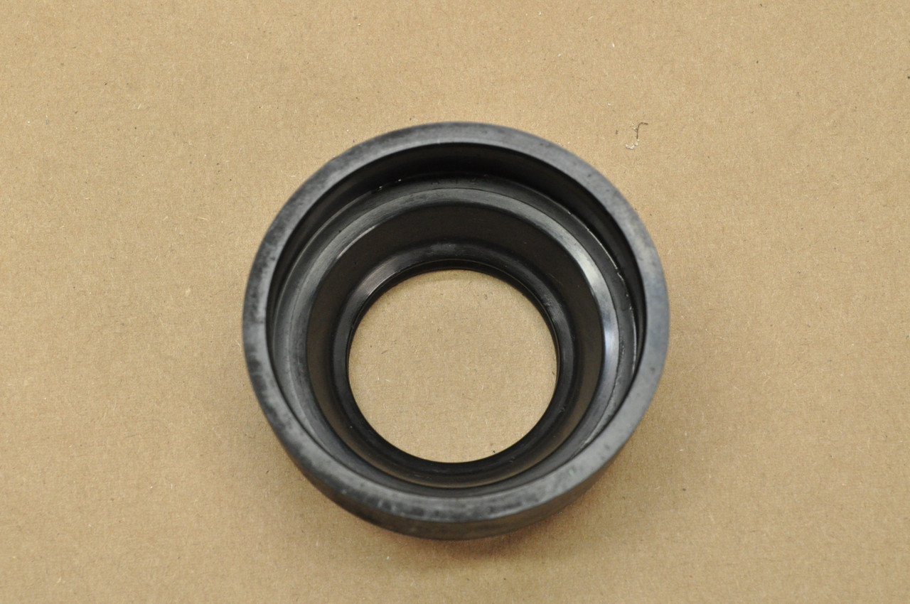 Vtg OEM Honda CB400 CB450 CM400 CM450 CX500 SL35 TL250 Dust Seal 91254-413-881