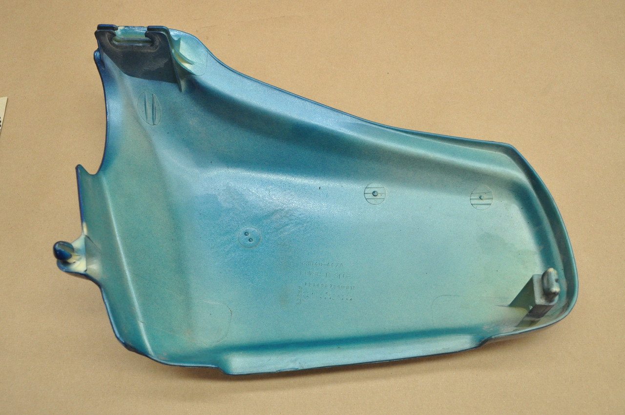 Vtg OEM Honda 1981 CM400 A Hondamatic Battery Right Side Cover Candy Blue 83600-448-630 ZB
