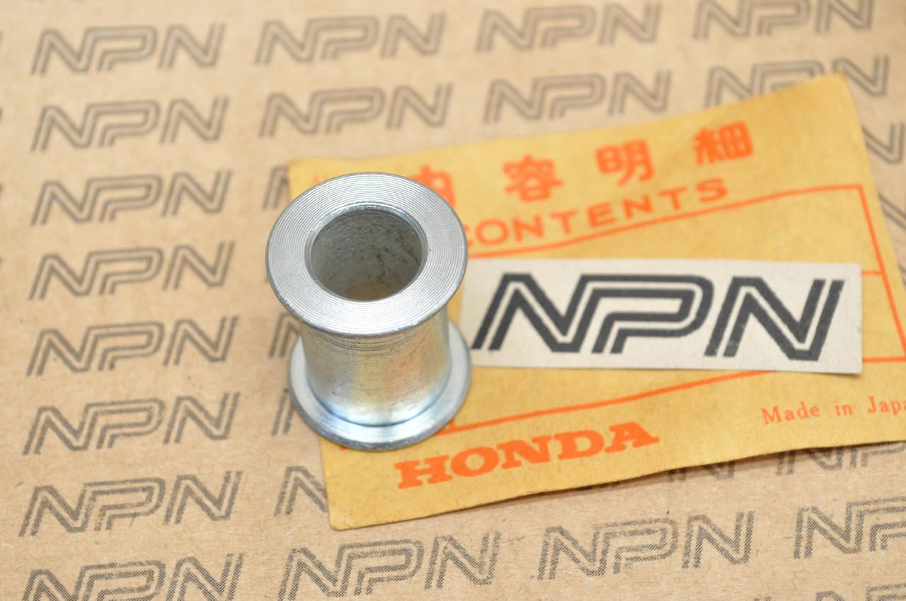 NOS Honda S90 Front Wheel Axle Side Collar 44311-028-000