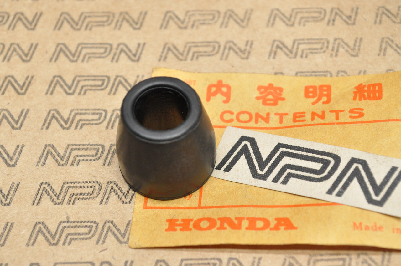 NOS Honda CL175 K0 Handlebar Clamp Cushion Rubber 53133-236-000