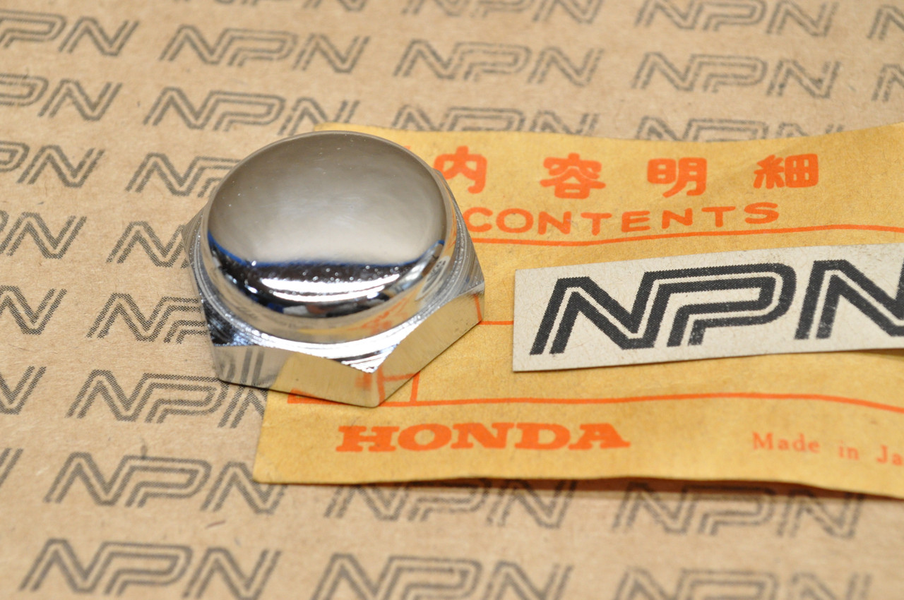 NOS Honda CB450 CB750 CL72 SL350 VF750 VT750 Steering Stem Nut 90304-415-000