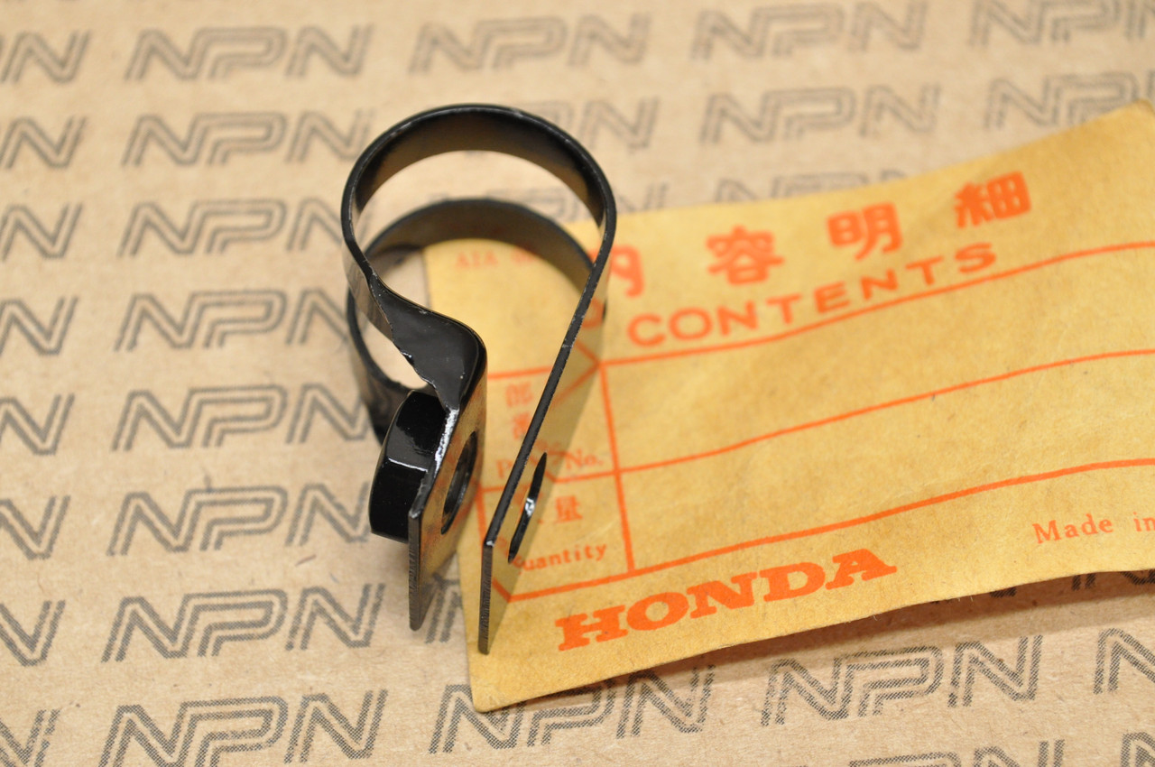 NOS Honda MR250 MT250 XL250 XL350 Skid Plate Stay Clamp Bracket 50358-358-000