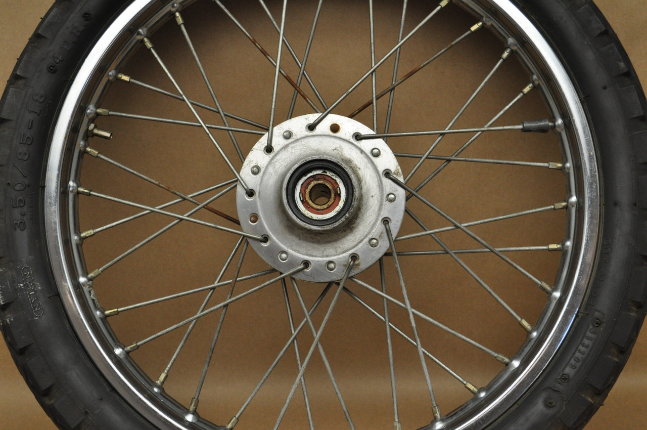 Vintage OEM Yamaha RD250 RD350 Front Wheel Rim Hub Spoke Assembly 94416-18068