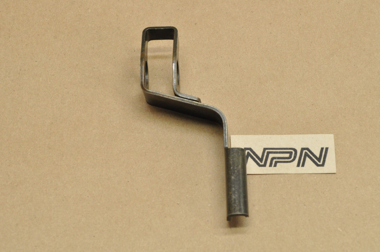 Vtg OEM Honda CB450 CM400 CM450 Left Seat Lock Lever Latch 77222-447-000