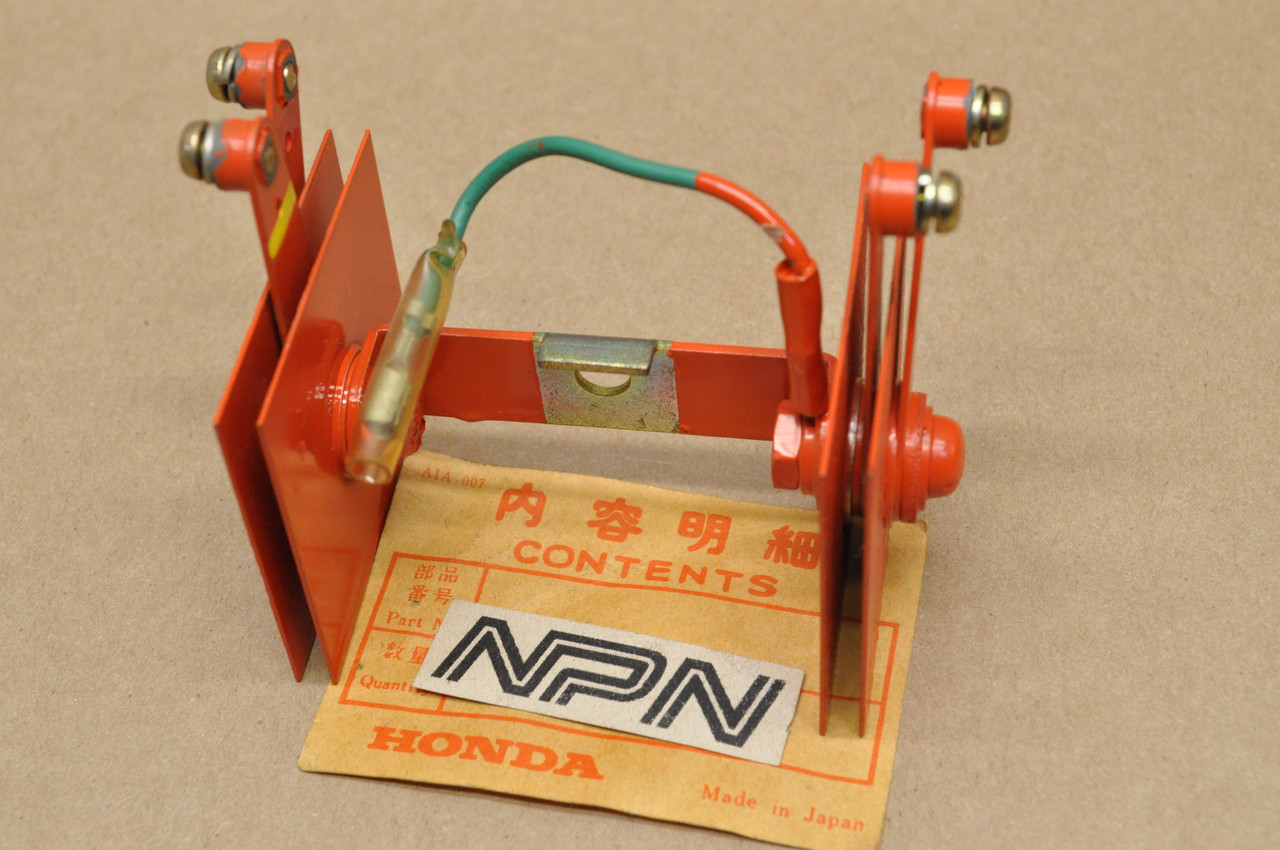 NOS Honda C70 M Selenium Voltage Rectifier Regulator 31700-087-791