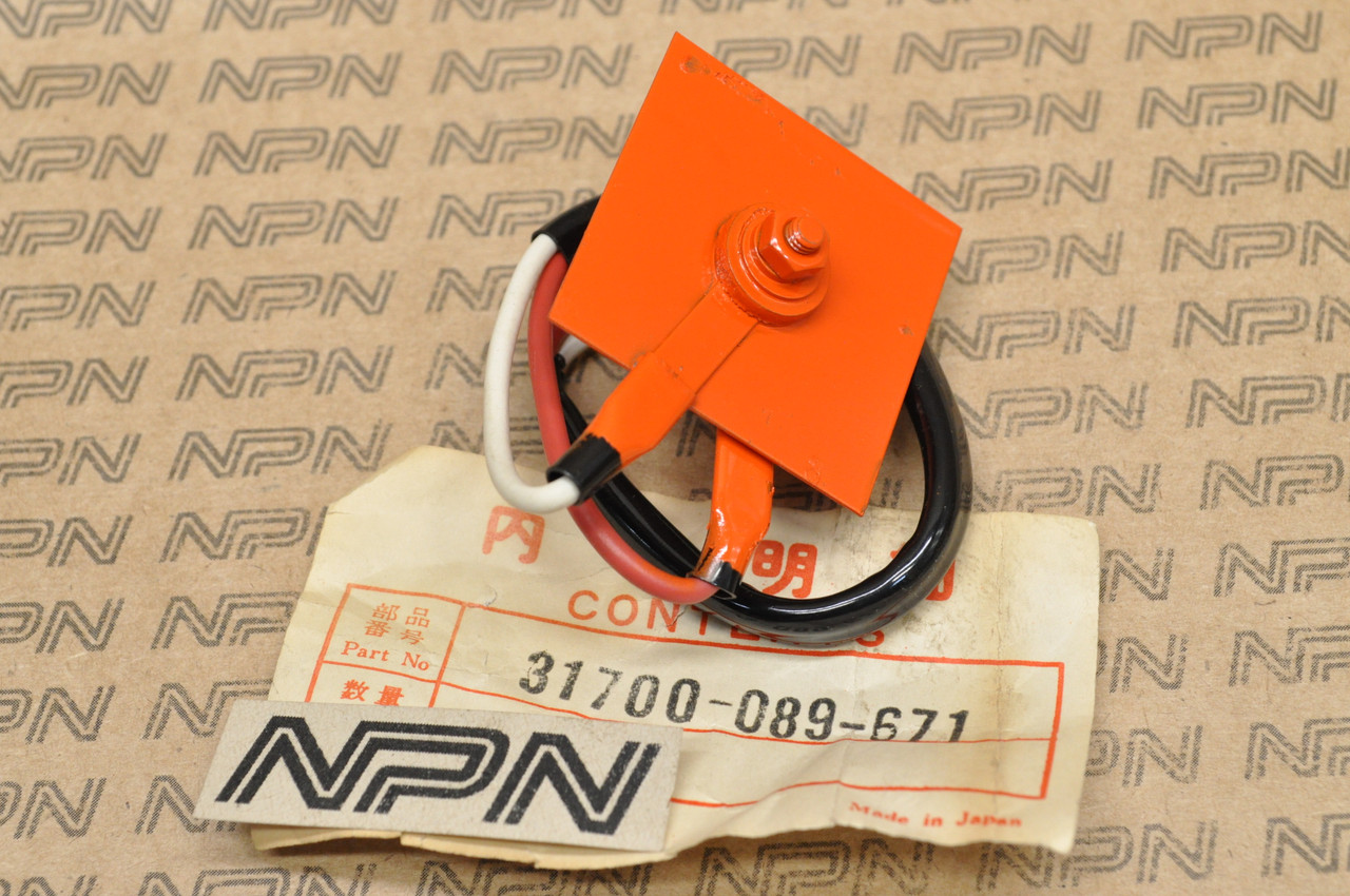 NOS Honda CL70 K0-K2 Voltage Rectifier Regulator 31700-089-671