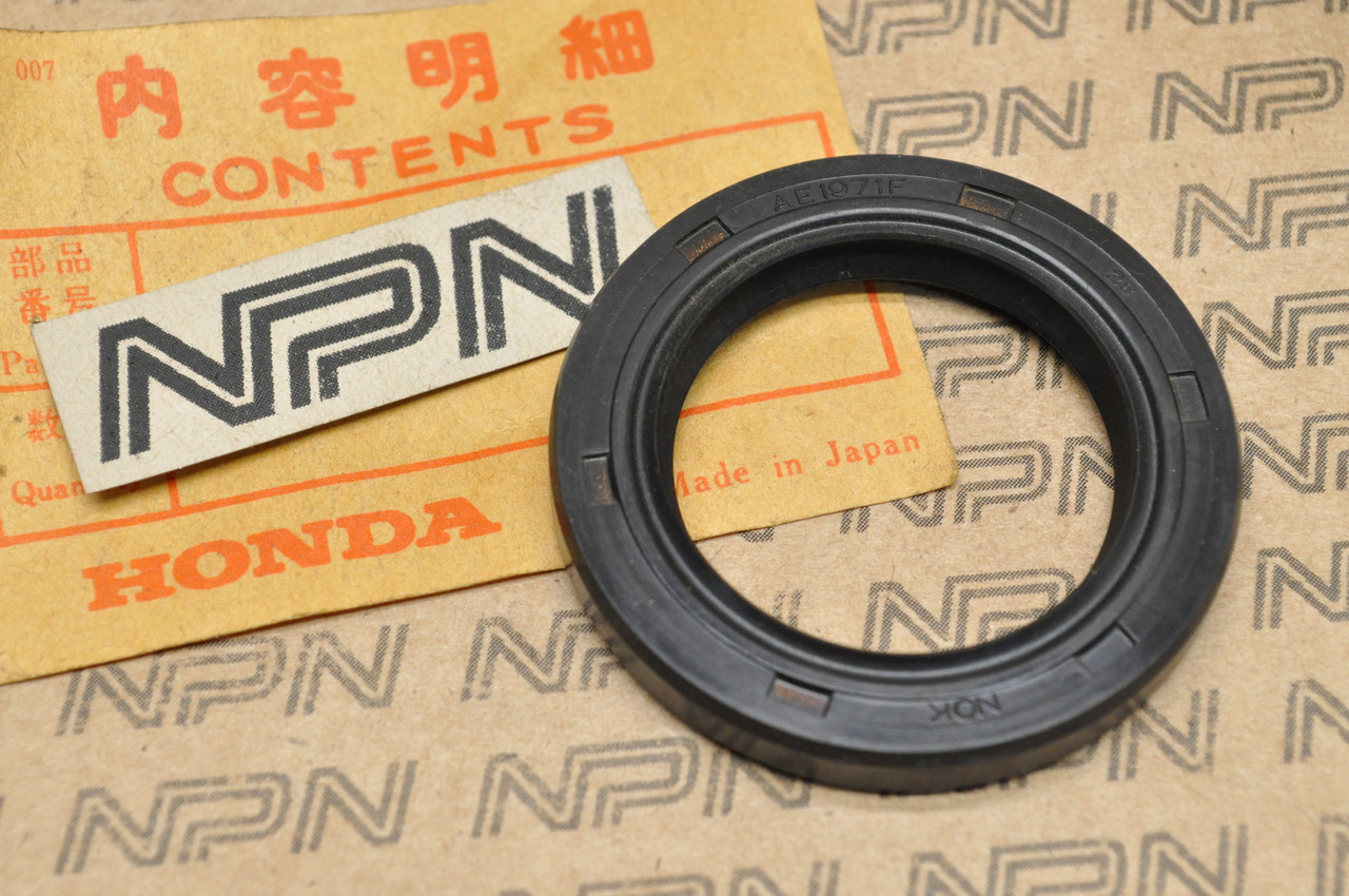 NOS Honda 1976-78 CB750 A Hondamatic Case Oil Seal 34x50x7 91205-393-003