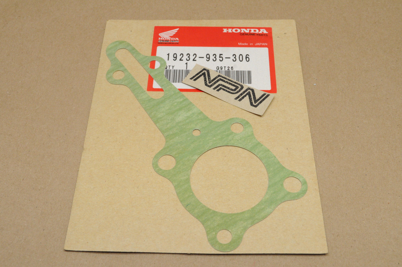 NOS Honda B75 Outboard Engine Impeller Gasket 19232-935-306