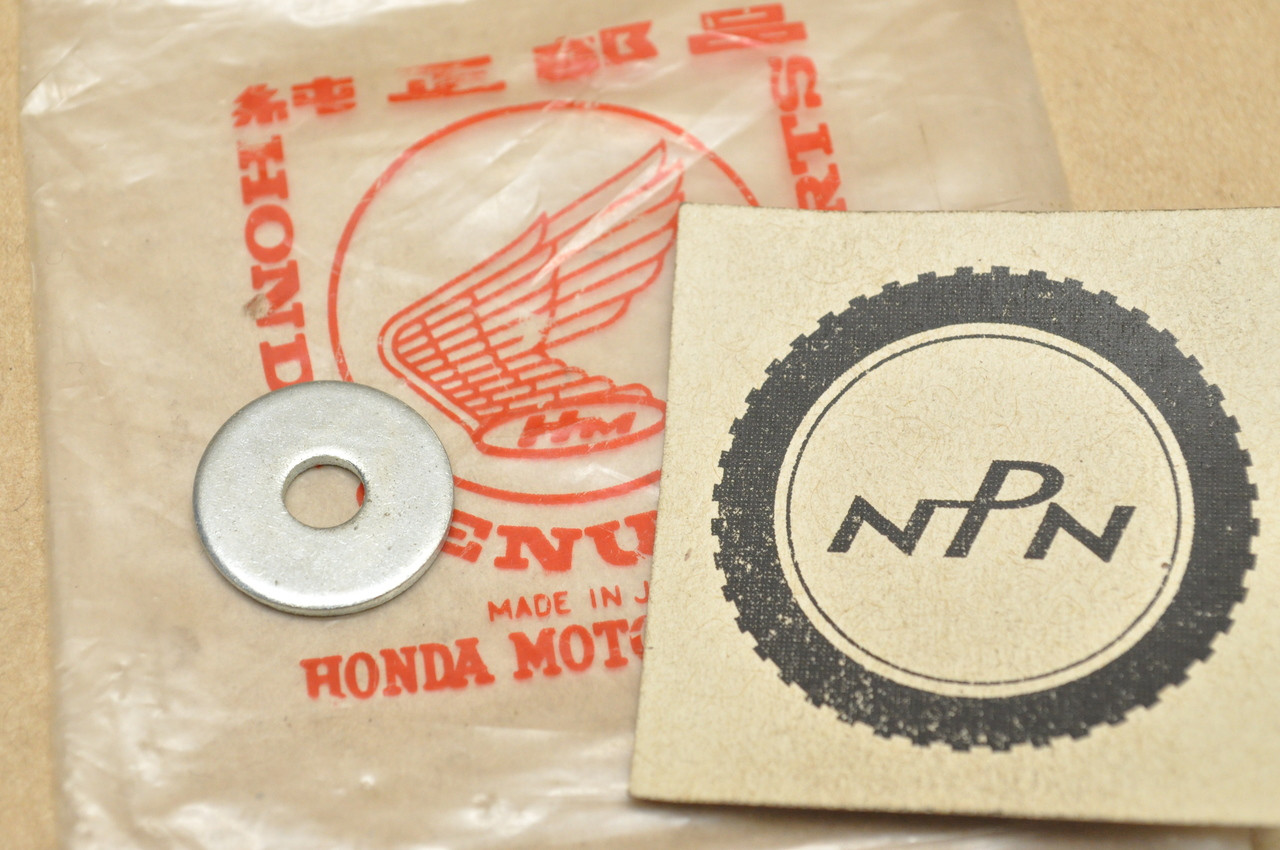 NOS Honda CB550 F CB750 F Gauge Meter CT70 K1-1982 Trail 70 Tail Light Washer 90581-098-950