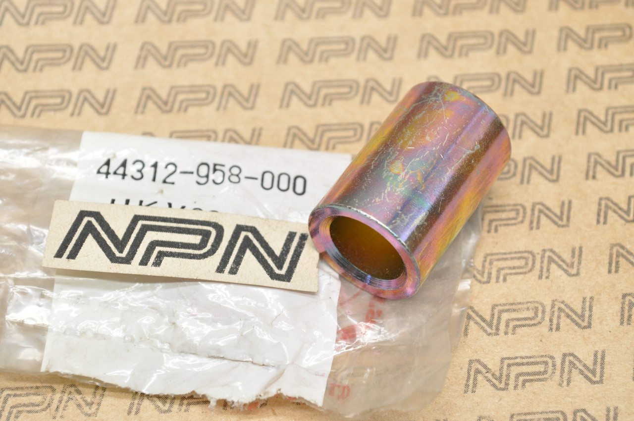 NOS Honda ATC110 ATC185 S ATC200 Front Wheel Axle Side Collar 44312-958-000