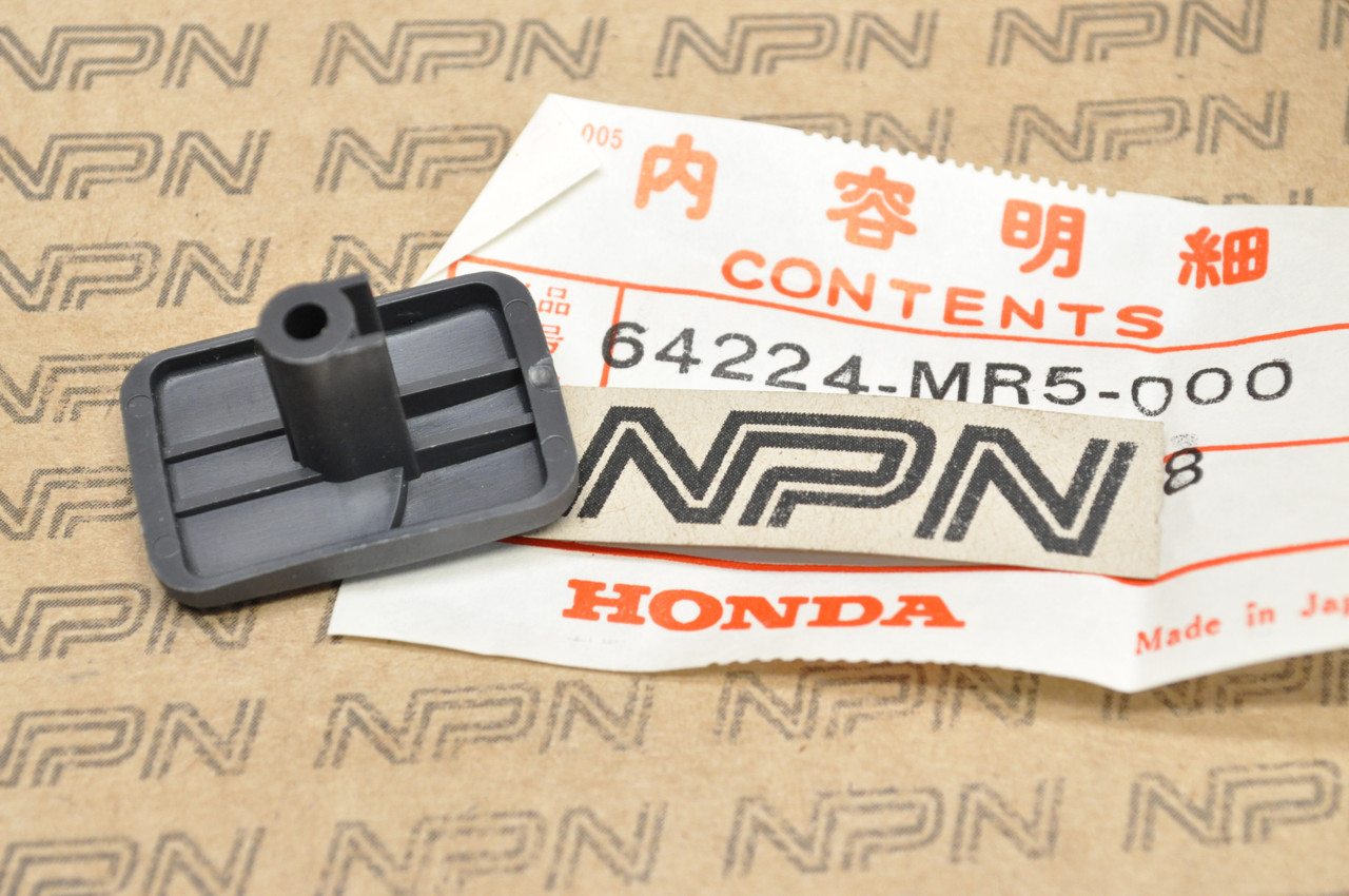 NOS Honda 1989 PC800 Pacific Coast Right Pocket Cover Knob 64224-MR5-000