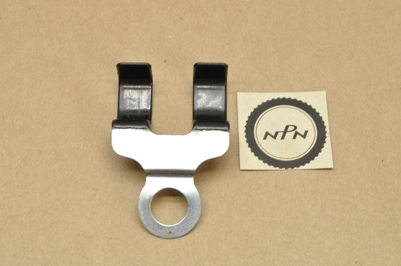 Vtg OEM Honda CM400 CM450 Wire Harness Mount Bracket Guide Clip 32812-447-000