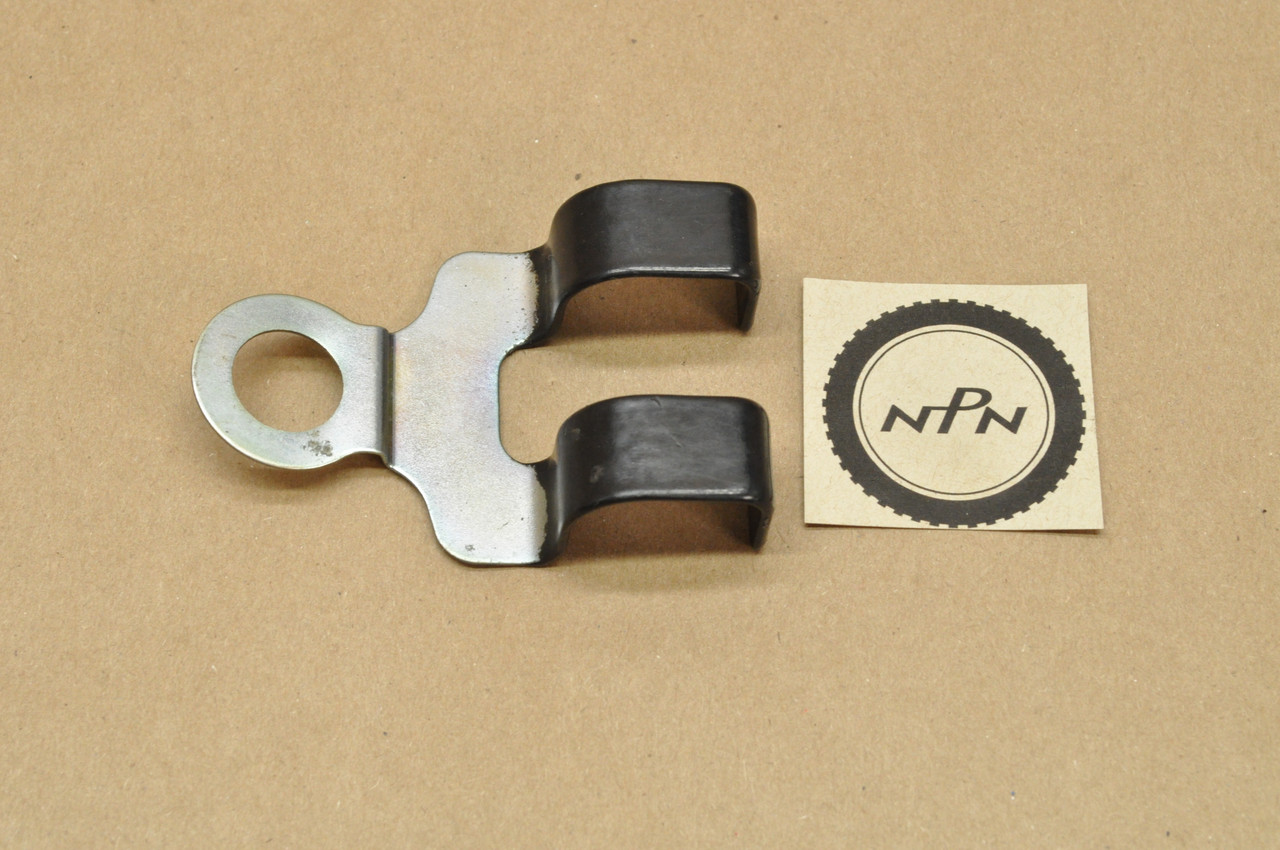 Vtg OEM Honda CM400 CM450 Wire Harness Mount Bracket Guide Clip 32812-447-000