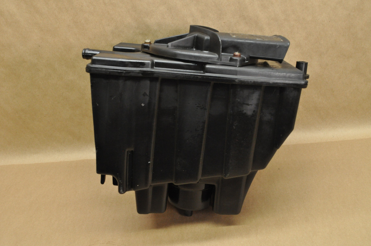 Vtg OEM Honda CM400 Air Filter Cleaner Box Housing Duct Cover AS IS 17210-447-000