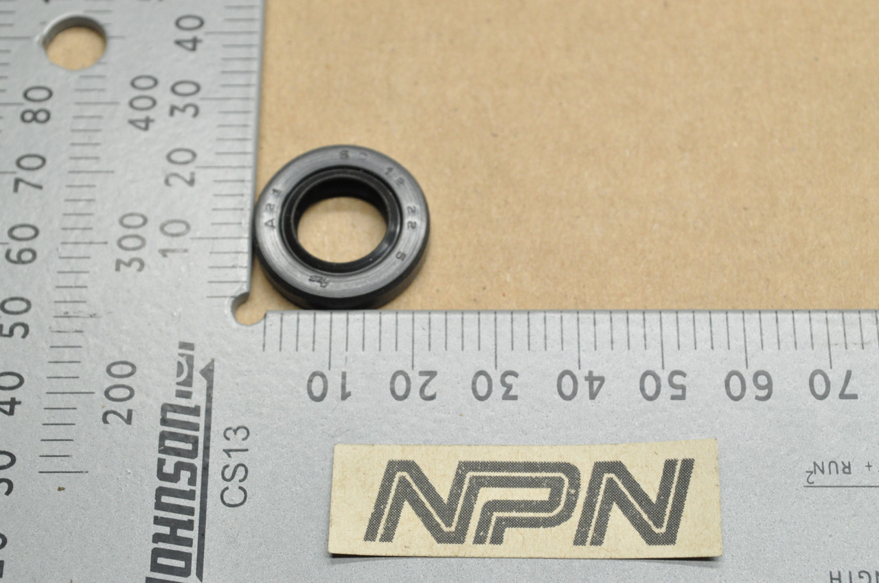 NOS Honda ATC200 CR500 FL400 FT500 PA50 TRX250 XL500 XR250 Seal 91201-148-003