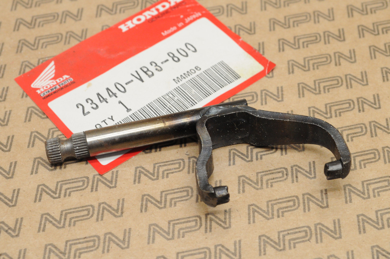 NOS Honda HR195 HR215 HR216 HRC215 HRC216 Lawn Mower Shift Shaft 23440-VB3-800