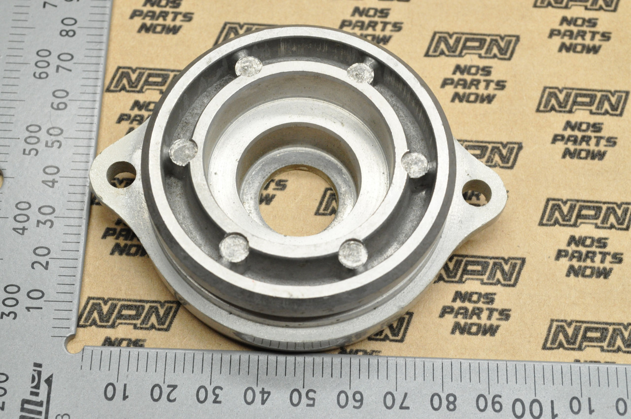 NOS Honda B75 Outboard Engine Propeller Shaft Holder 41201-935-000N