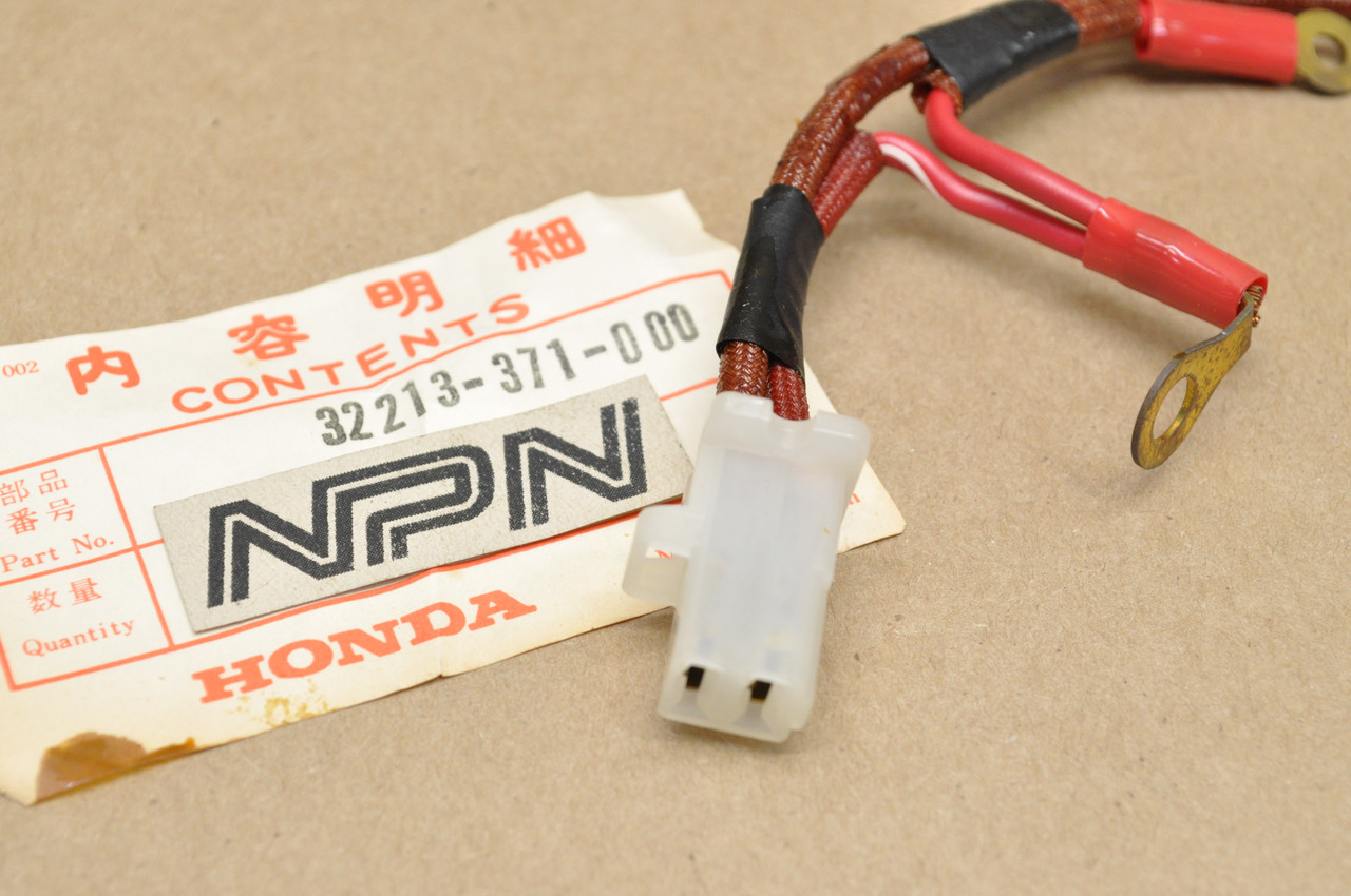 NOS Honda 1975-79 GL1000 1976 GL1000LTD Gold Wing Sub Harness 32213-371-000