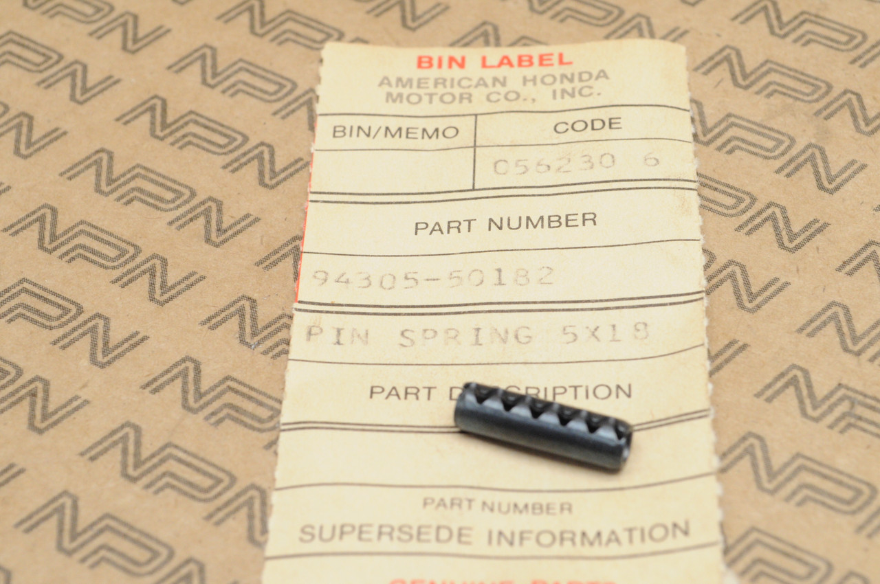 NOS Honda HR21 K1 K2 HRA21 Lawn Mower Spring Pin (5x18) 94305-50182