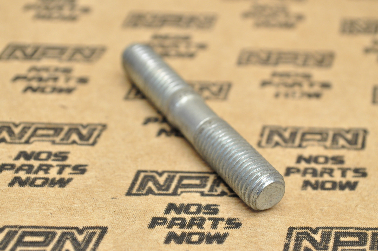 NOS Honda CR125 M MT125 K0-K1 Cylinder Stud Bolt 90031-360-000
