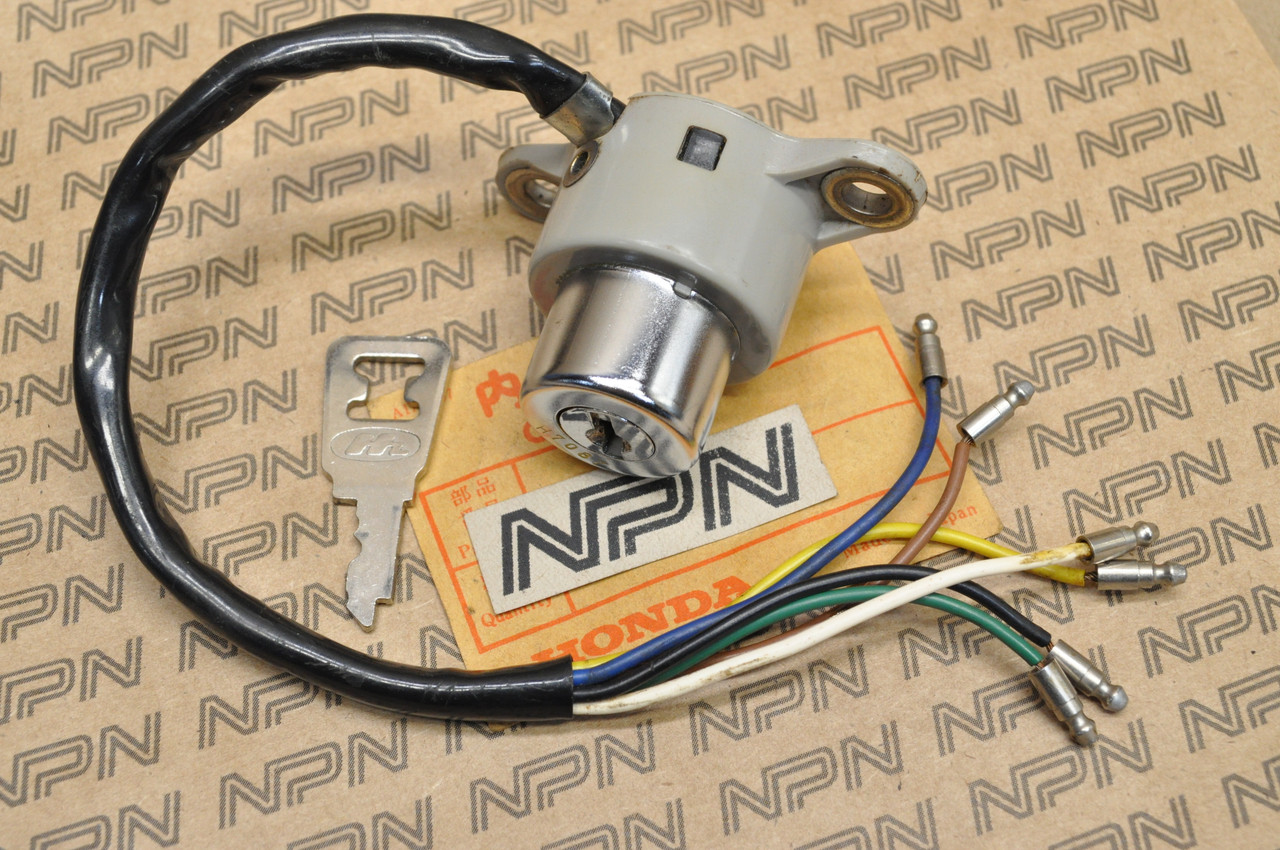 NOS Honda C100 CA100 C105 T CA105T Ignition Switch & Key 35100-001-010