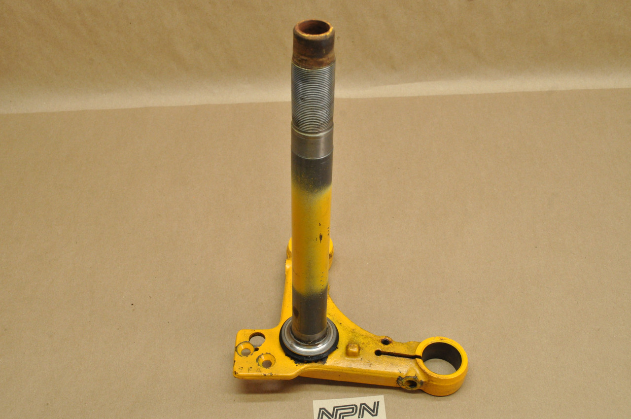 Vintage OEM Honda 1978 CT90 Trail 90 Triple Tree Steering Stem Yellow 53200-102-000 XB