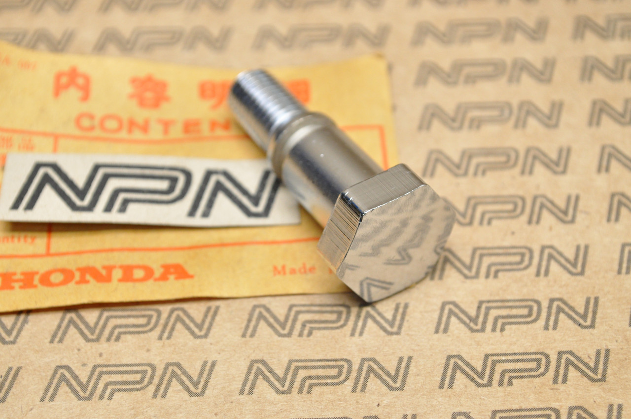 NOS Honda CB100 CB125 CL100 CL125 CT110 CT90 ST90 Fork Top Bolt 94605-10200