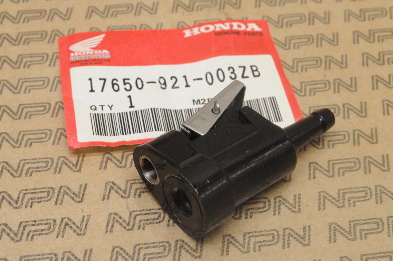 NOS Honda B75 BF100 BF50 BF5 BF8 Gas Fuel Tank Line Connector 17650-921-003ZB