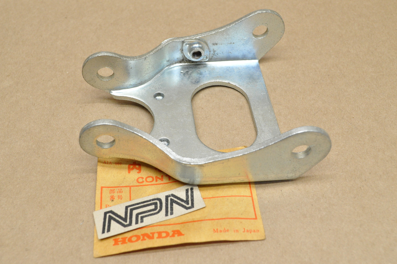 NOS Honda CL72 CL77 Motor Mount Engine Hanger Bracket 50355-273-010