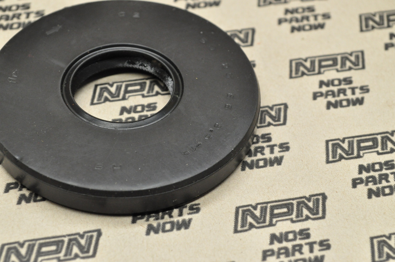 NOS Honda TRX350 VF1100 VF700 VF750 VT700 VT750 Shaft Oil Seal 91205-MB0-771