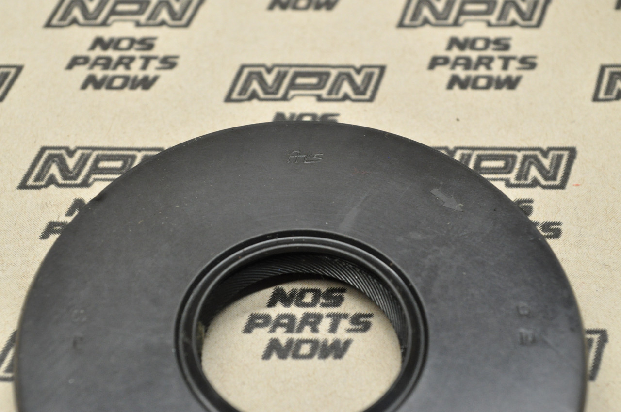 NOS Honda TRX350 VF1100 VF700 VF750 VT700 VT750 Shaft Oil Seal 91205-MB0-771