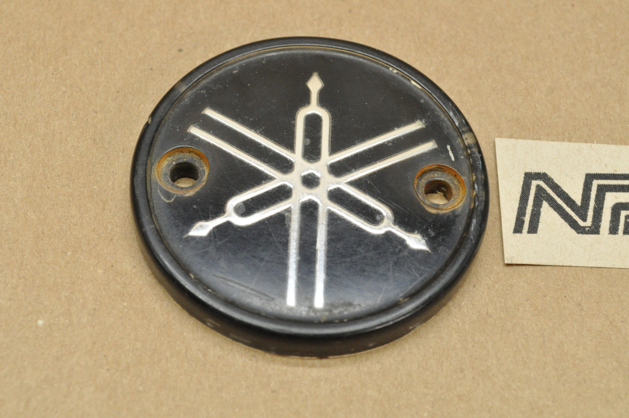 Vtg OEM Yamaha YA6 YJ1 YJ2 Gas Tank Emblem Badge Early 137-24161-00