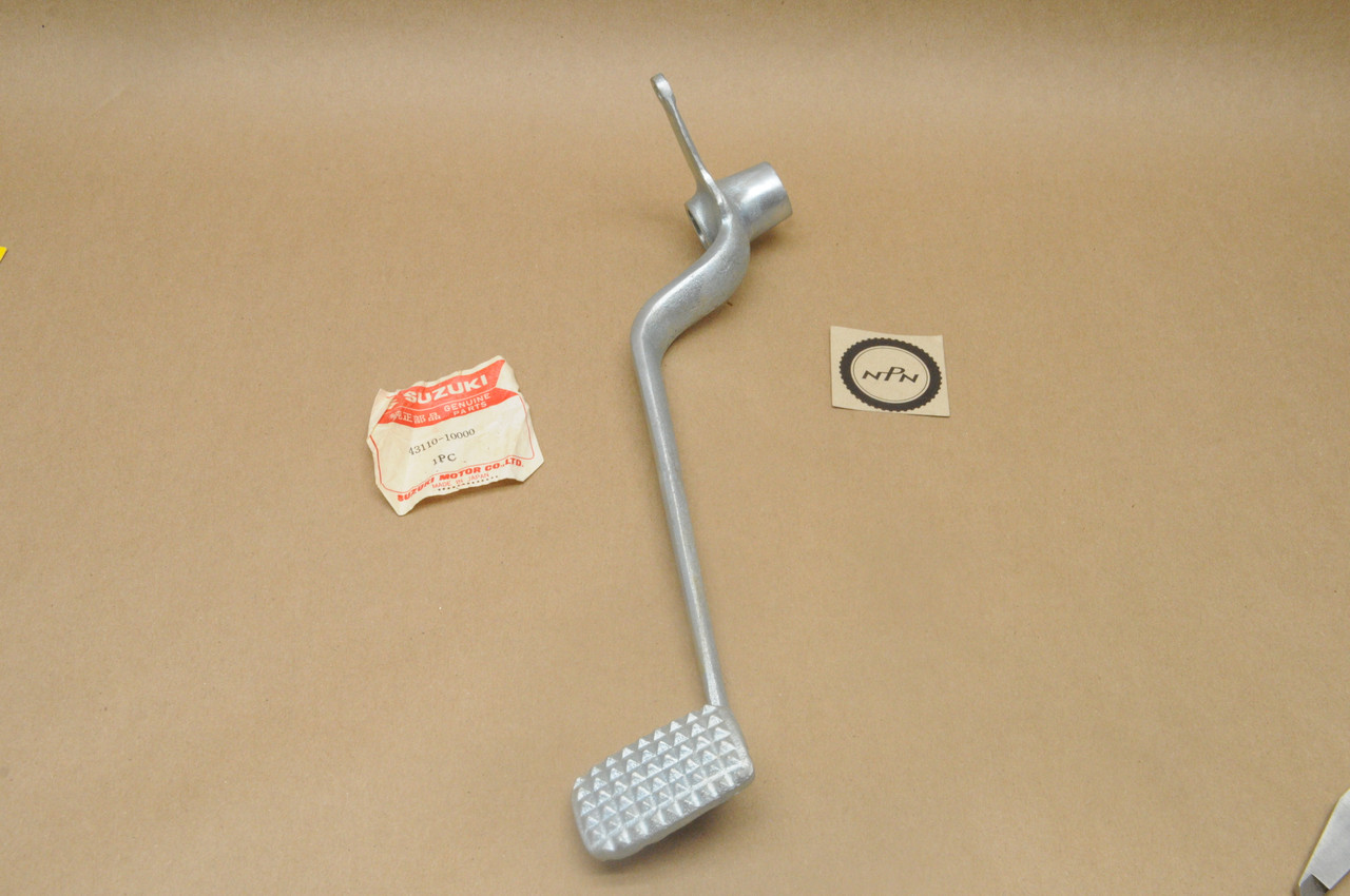 NOS Suzuki GT250 T250 T350 Rear Brake Pedal 43110-10000 - NOS