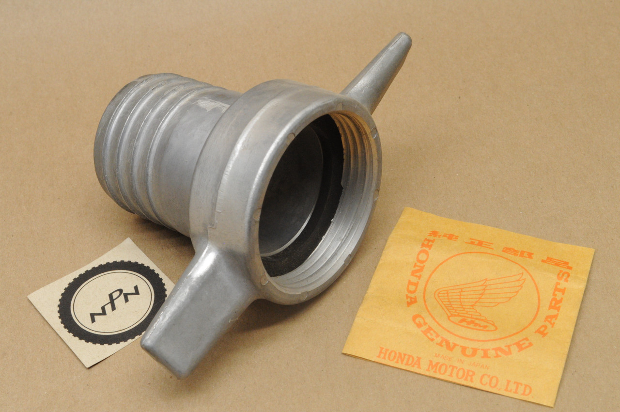 NOS Honda WA20 Water Pump Hose Coupling Connector 78310-954-000