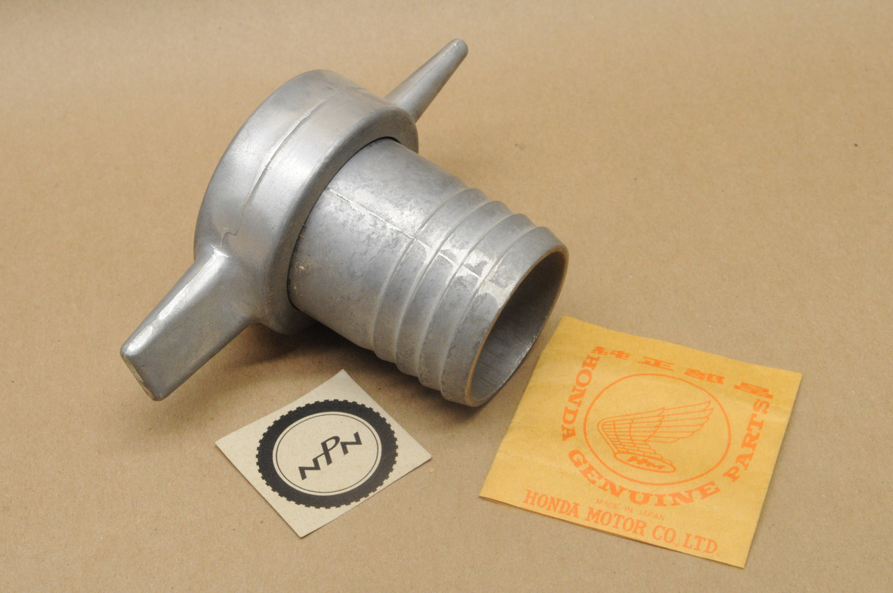 NOS Honda WA20 Water Pump Hose Coupling Connector 78310-954-000